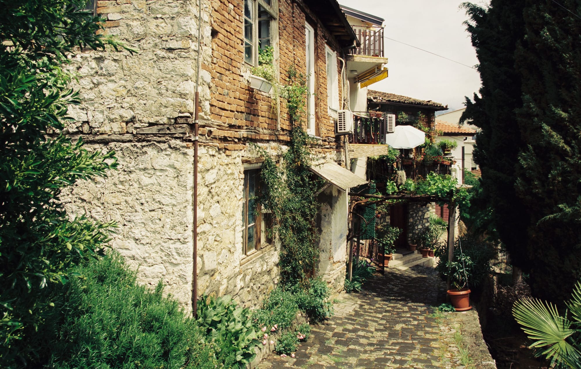 Lake Ohrid, North Macedonia — Side street while walking back from a visit to the church of St. Clement and St. Panteleimon